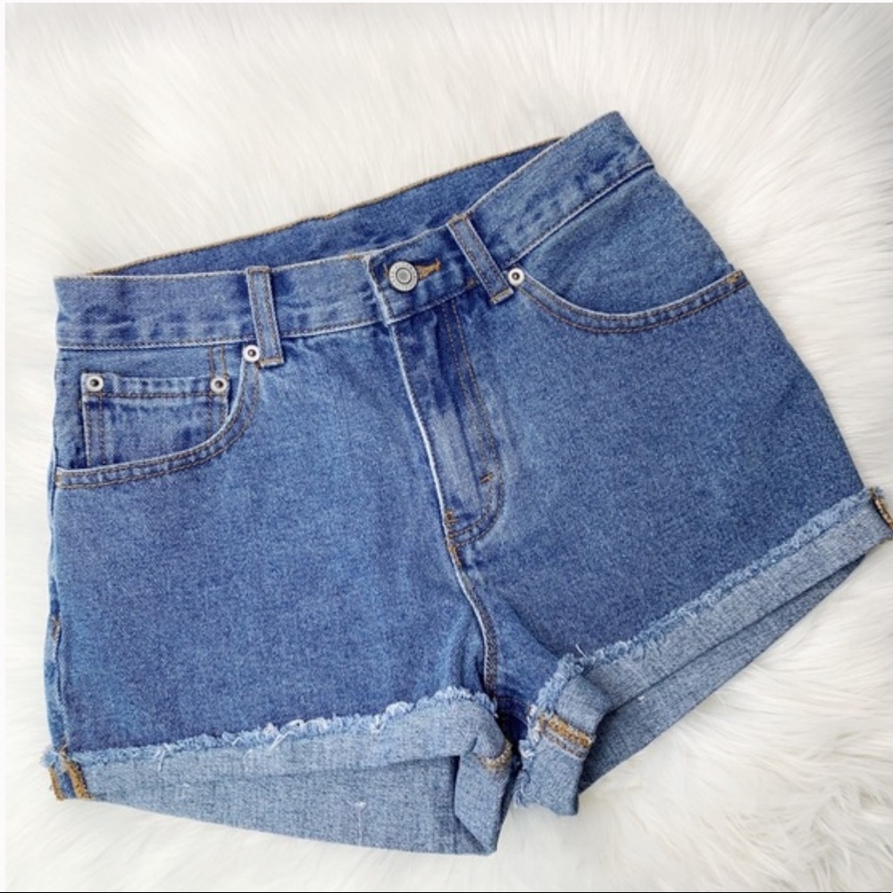 Brandy Melville Cuffed shorts
